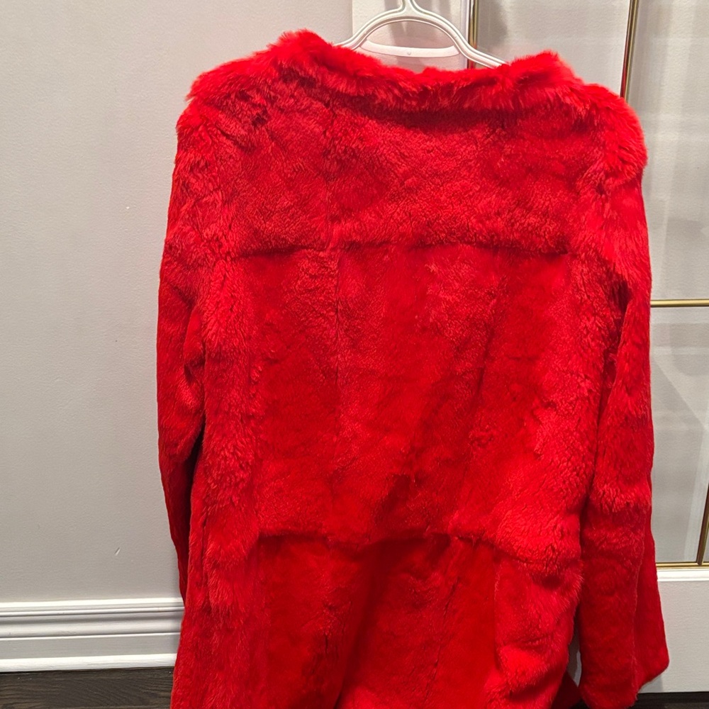 Luxurious 100% Red Rabbit Fur Coat - Picture 6 of 7
